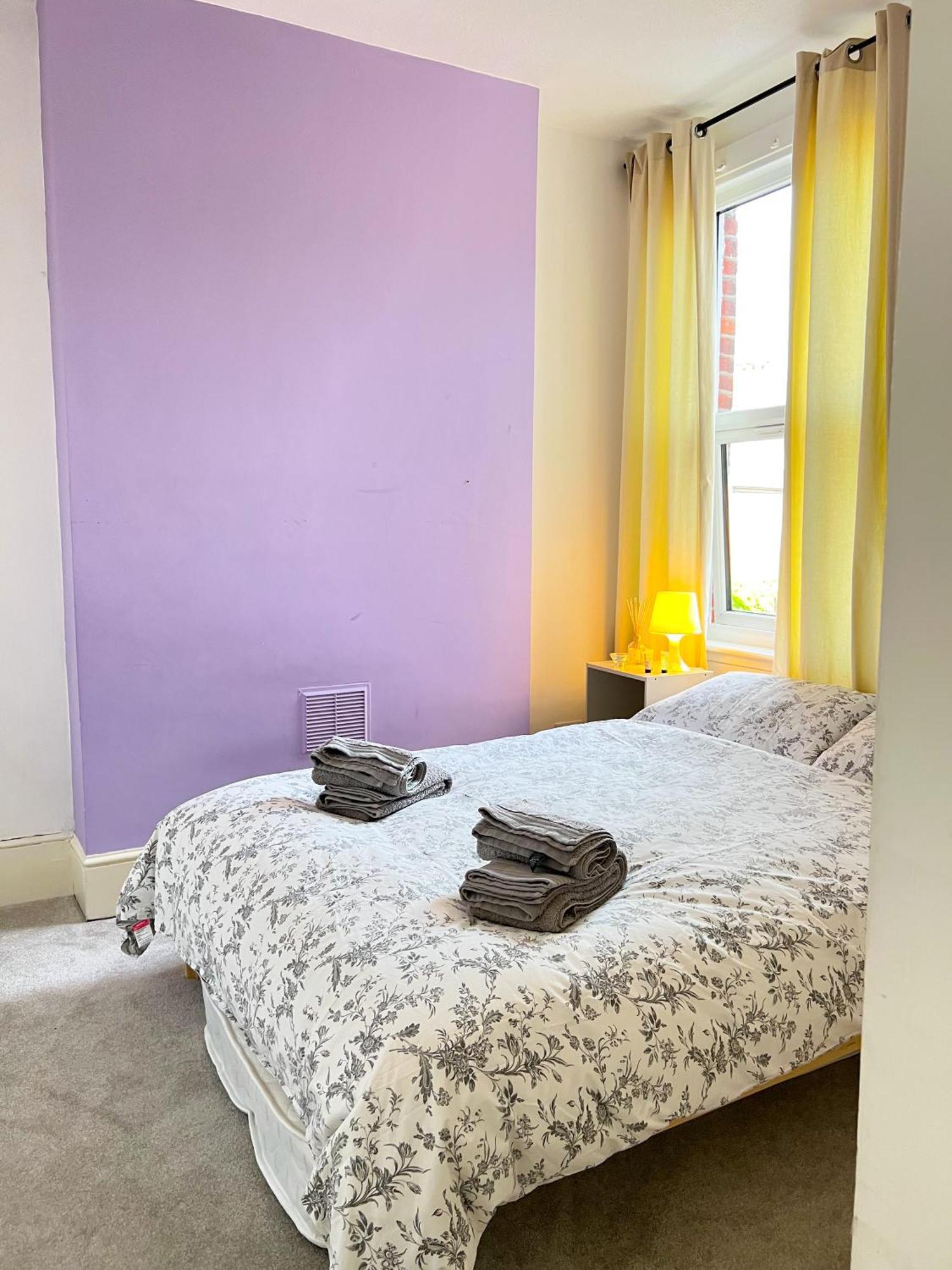 Welcome 2 Bedrooms Flat In Wimbledon 런던 외부 사진