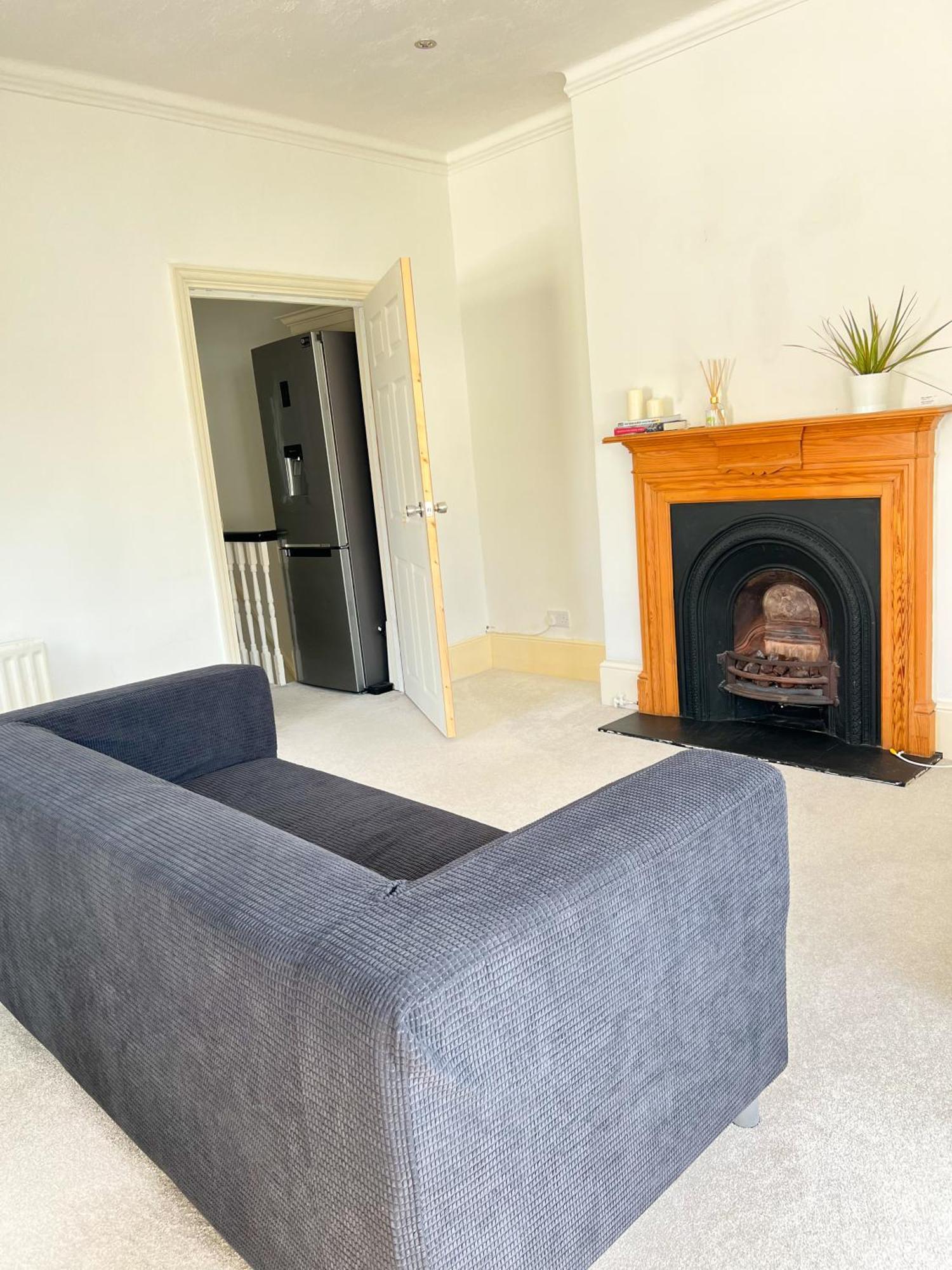 Welcome 2 Bedrooms Flat In Wimbledon 런던 외부 사진