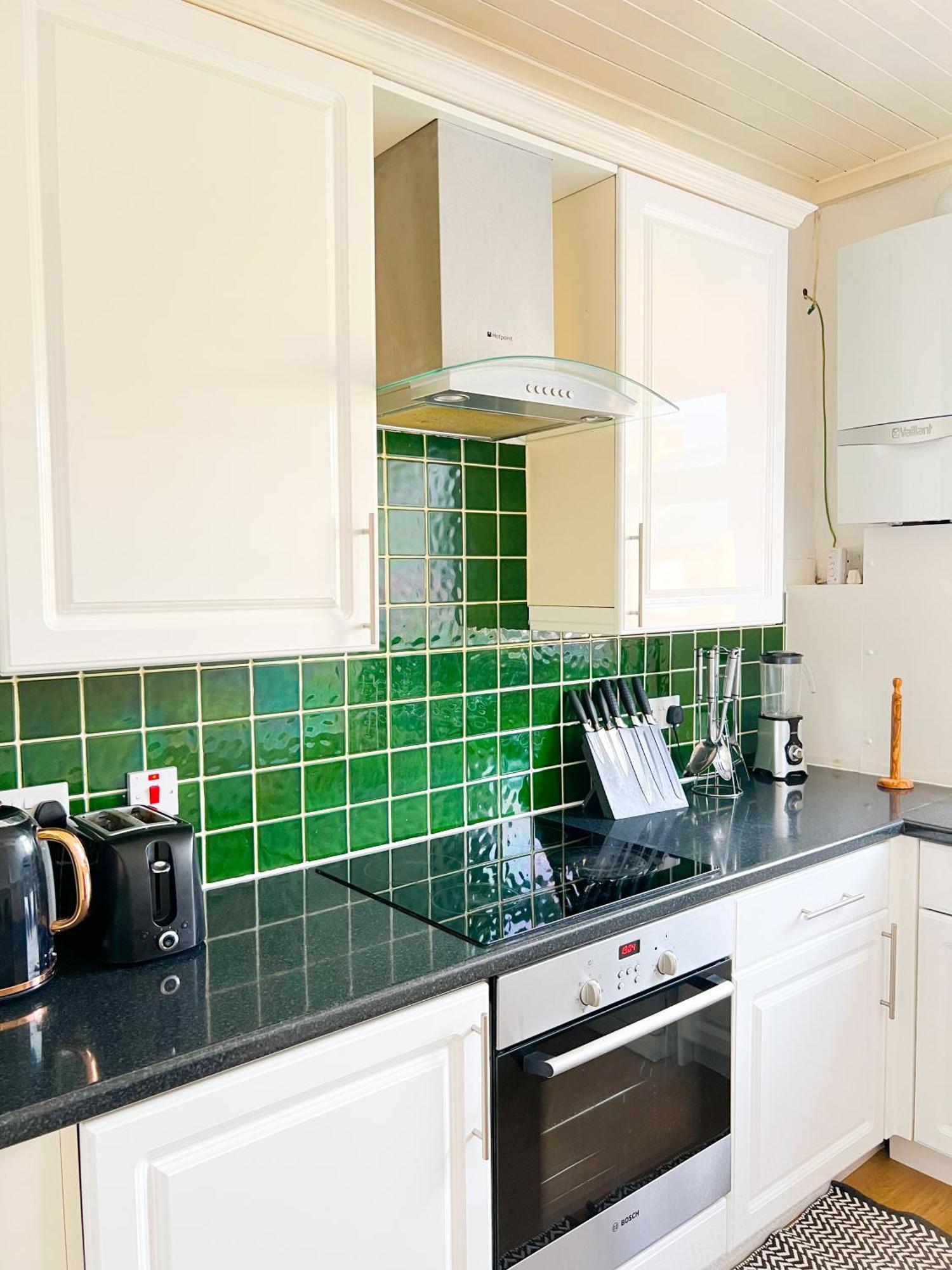 Welcome 2 Bedrooms Flat In Wimbledon 런던 외부 사진
