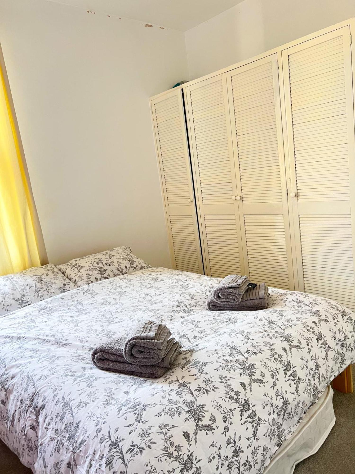 Welcome 2 Bedrooms Flat In Wimbledon 런던 외부 사진